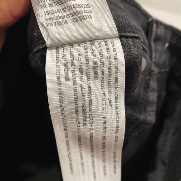 A & F- Simone high rise jeans - Picture 8 of 13